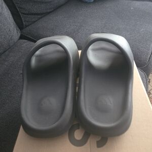 Adidas Kids Black Slippers